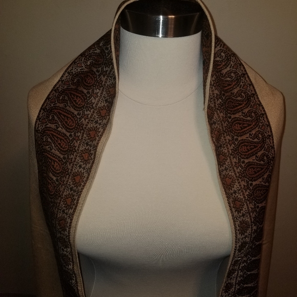 Women Egyptian scar - Picture 4 of 5